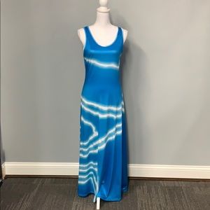 Sleeveless dress